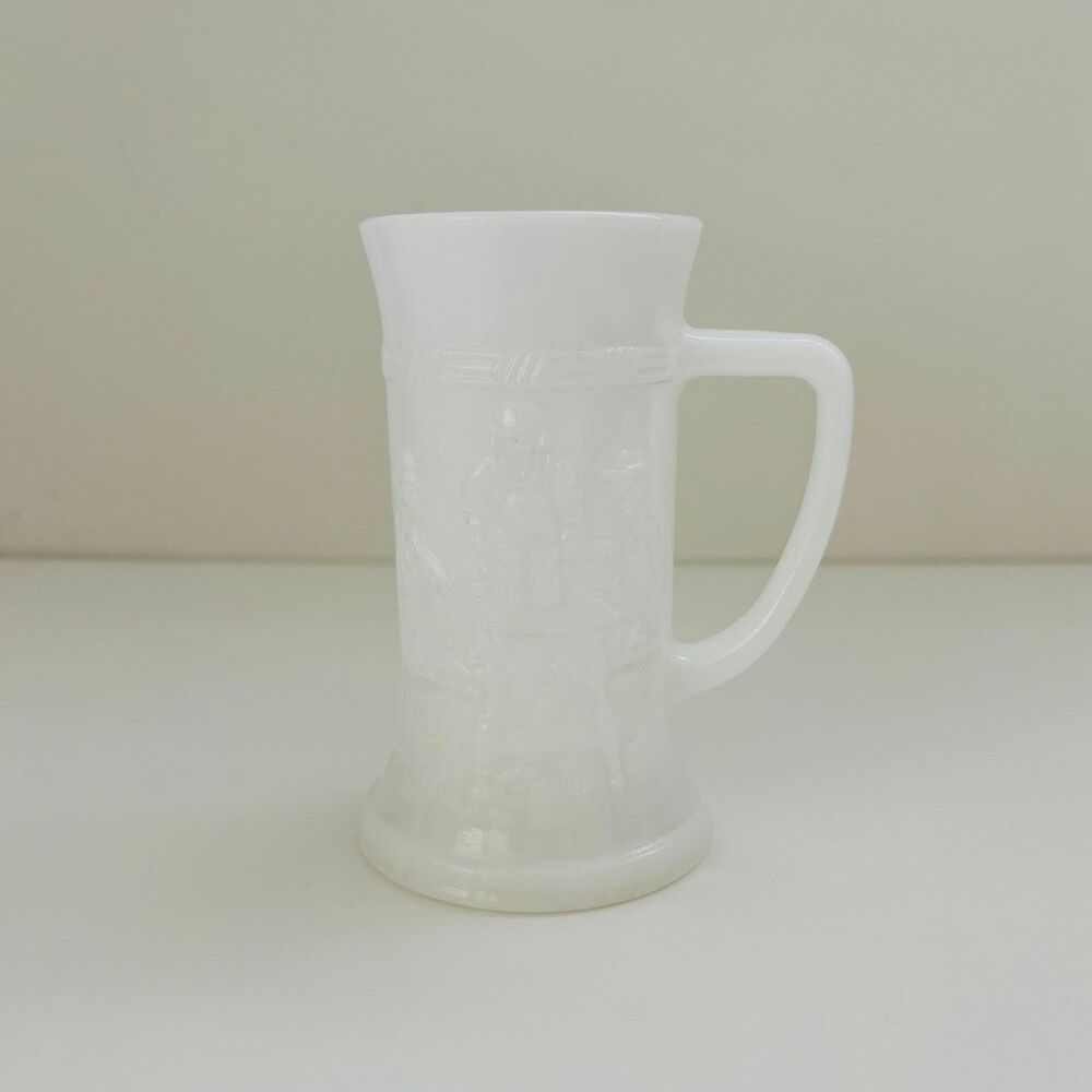 FEDERAL GLASS CO. Milk Glass Embossed Tavern Pub Scene Beer Stein